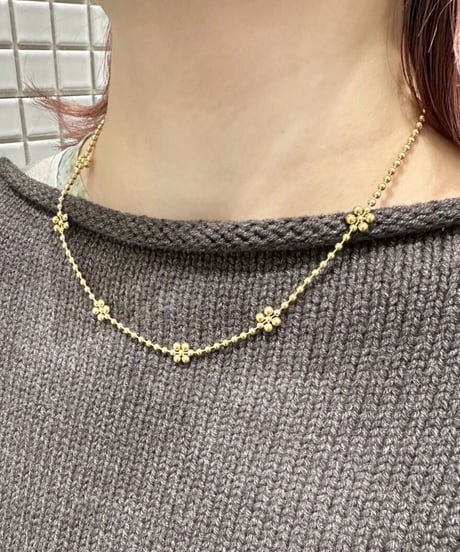[ネックレス]　フラワー（素材：ステンレス）