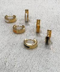 [ピアス]  カラーラインピアス（素材：ステンレス）