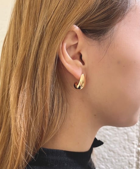 [ピアス] ドロップ（素材：ステンレス）