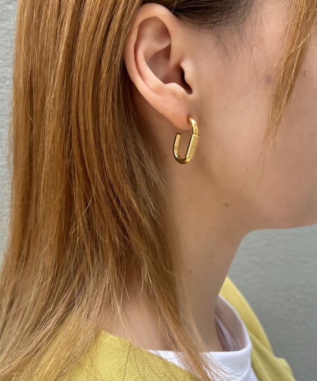[ピアス]  Uコイル（素材：ステンレス）