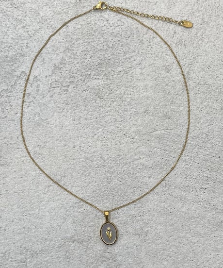 [ネックレス]　シェルチューリップ（素材：ステンレス）