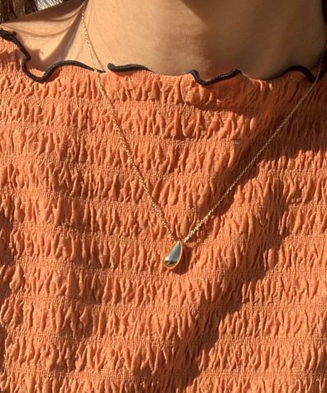 [ネックレス]　drop necklace（素材：ステンレス）