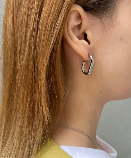 [ピアス]  Uコイル（素材：ステンレス）