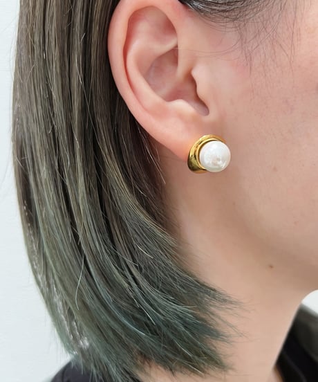 [ピアス]　オーバルパール（素材：ステンレス）