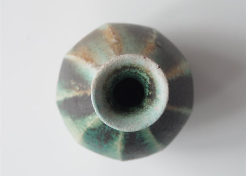 織部釉面取花入 境道一 | テノナル工藝百職
