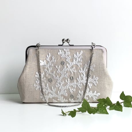 夏のリネン　シルバーサンゴの刺繍がラグジュアリーなミニマル２wayバッグ
