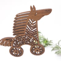 【再入荷しました】The Sun Wheel Horse お日さま車輪のお馬さん・リトアニアの木の飾り・木のオーナメント