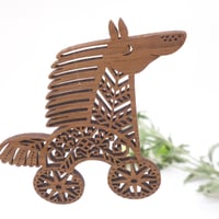 The Sun Wheel Horse お日さま車輪のお馬さん・リトアニアの木の飾り・木のオーナメント