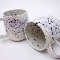 マグカップ・北イタリアのハンドメイド・青色しぶきのマグカップ
