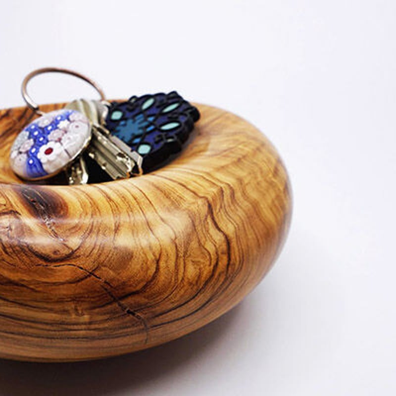 アクセサリートレー・北イタリアのオリーブでできたアクセサリー皿