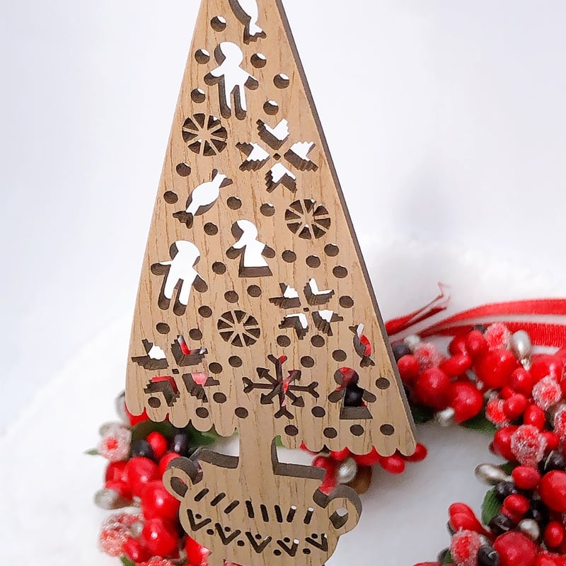 大きなクリスマスツリー　粉雪　一回使用 大きなクリスマスツリー粉雪一回使用