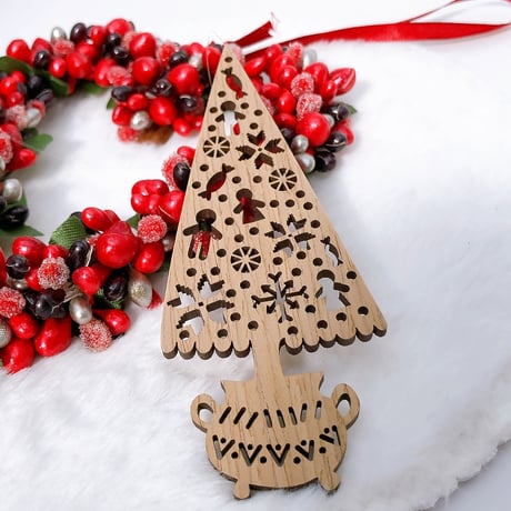 Falling Snow Christmas Tree 粉雪舞いちるクリスマスツリー・オーナメント
