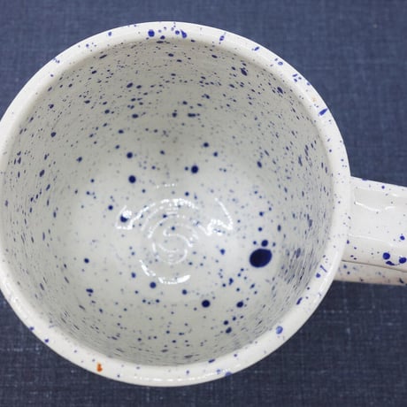 マグカップ・北イタリアのハンドメイド・青色しぶきのマグカップ