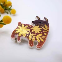 【1点もののため展示のみ】金のお花模様ブローチ―リトアニアのハンドメイド