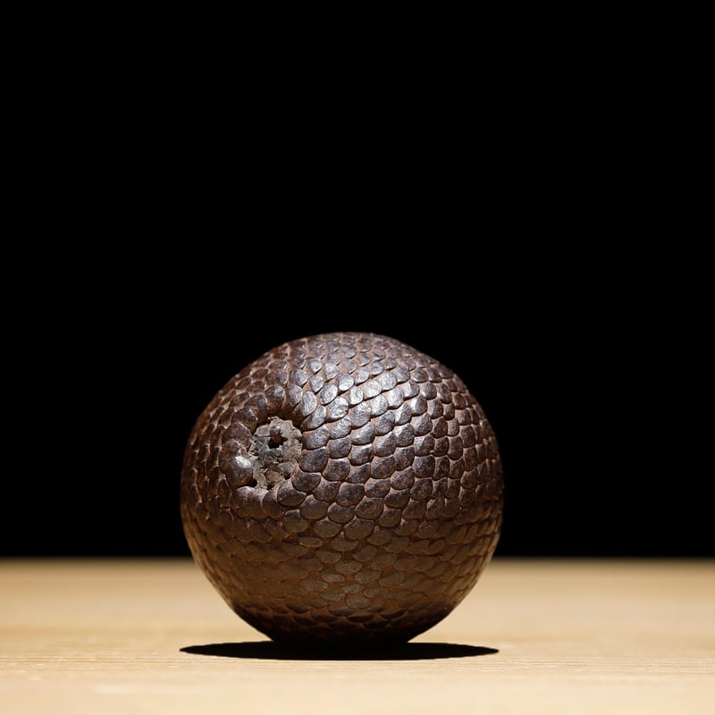 古い 木製 球体 オブジェ ボール 古道具 アンティーク 釘球 | 古物屋 壱両