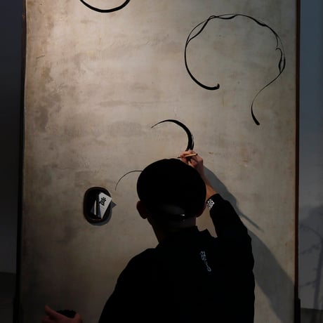 黒線漆喰蔵戸