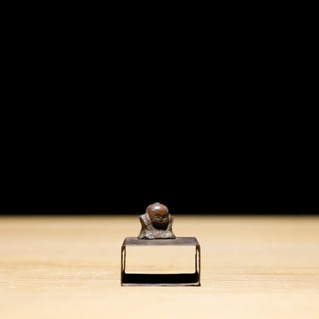 鉄のマッチ入れ 福助