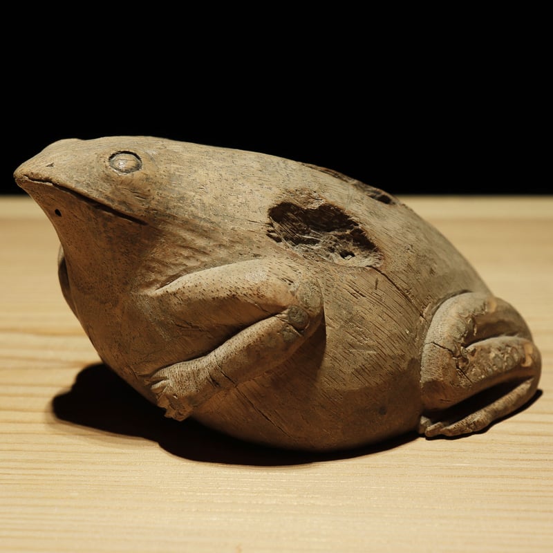 竹根彫花瓶　蛙 竹彫 蛙 | 古物屋 壱両