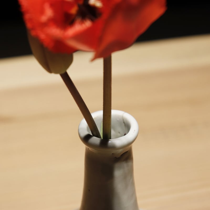 小ぶりな徳利 花瓶 | 古物屋 壱両 小ぶりな徳利 花瓶 | 古物屋 壱両