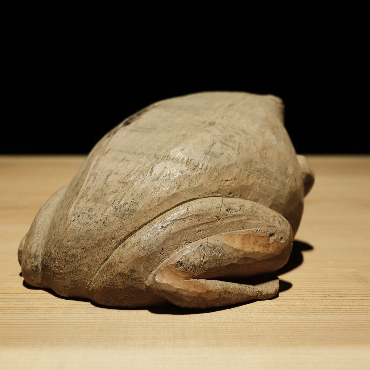 竹彫 蛙 | 古物屋 壱両