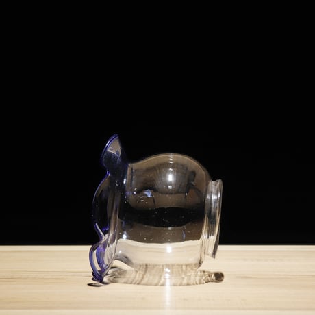 ガラスの金魚鉢