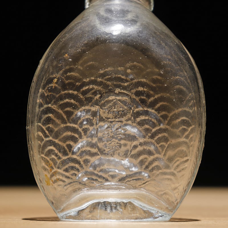 時代 兼著 底款 古銅 花瓶 青海波文様 双耳 高さ30㎝ 重量 約1140ｇ 時代 兼著 底款 古銅 花瓶 青海波文様 双耳 高さ30㎝