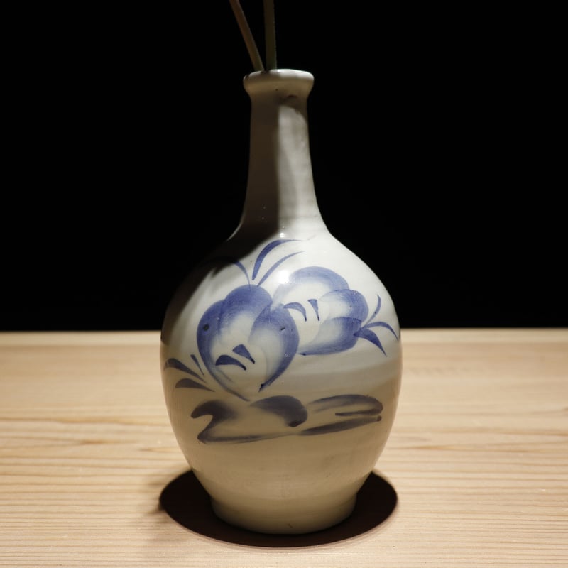 小ぶりな徳利 花瓶 | 古物屋 壱両 小ぶりな徳利 花瓶 | 古物屋 壱両