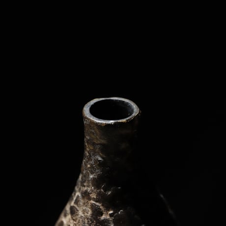 瓢箪型鉄花器 在銘