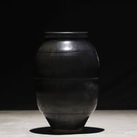 黑い茶壺  甕