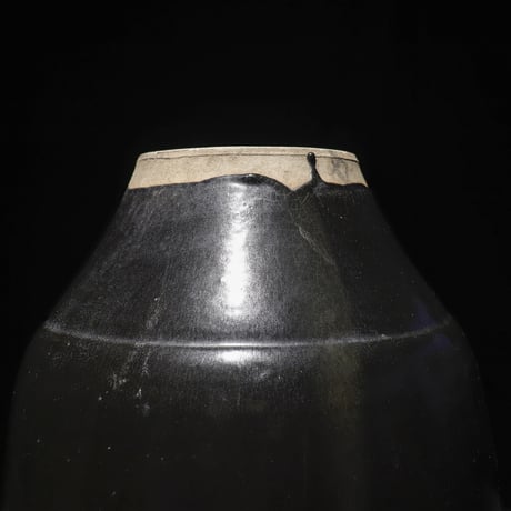黑い茶壺  甕