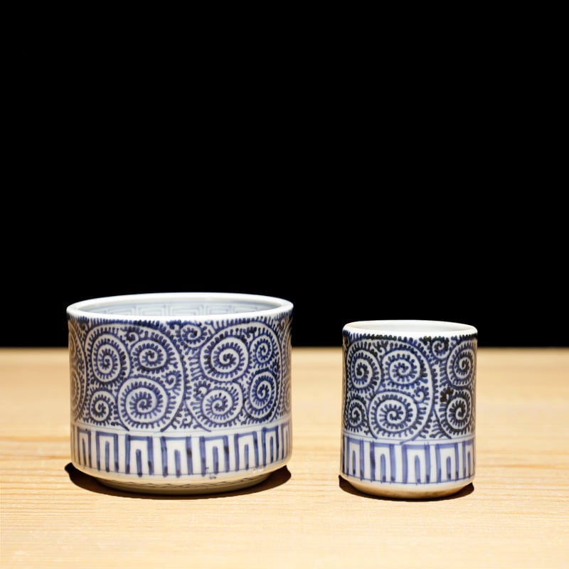 時代物白磁、火鉢染付蛸唐草松葉文 12.5㎝丸小鉢 染付蛸唐草千鳥 | 有田焼の白峰堂