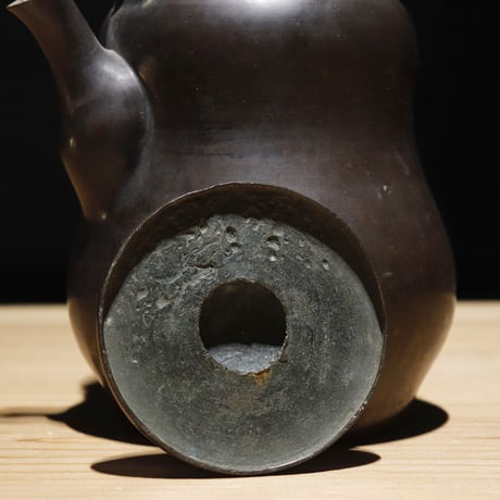 銅製の水指