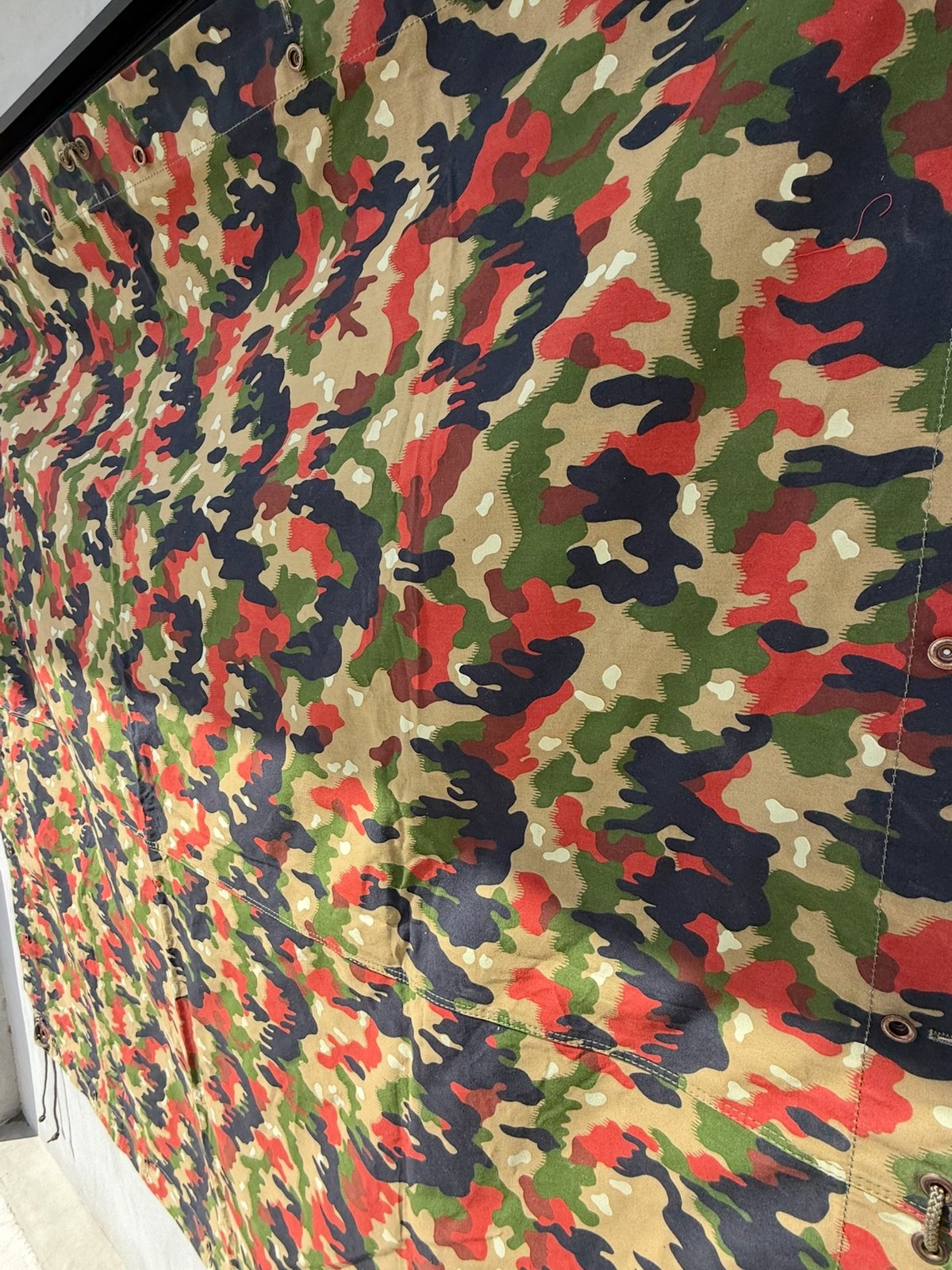 スイス 軍幕 1枚スイス軍幕 オリーブドラブ 1枚 スイス軍幕 オリーブ