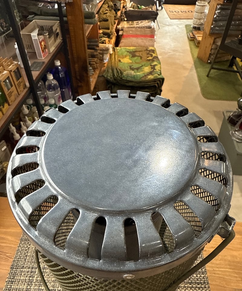 クリーム色 石油ストーブ 手動点火 クリーム色 石油ストーブ 手動点火