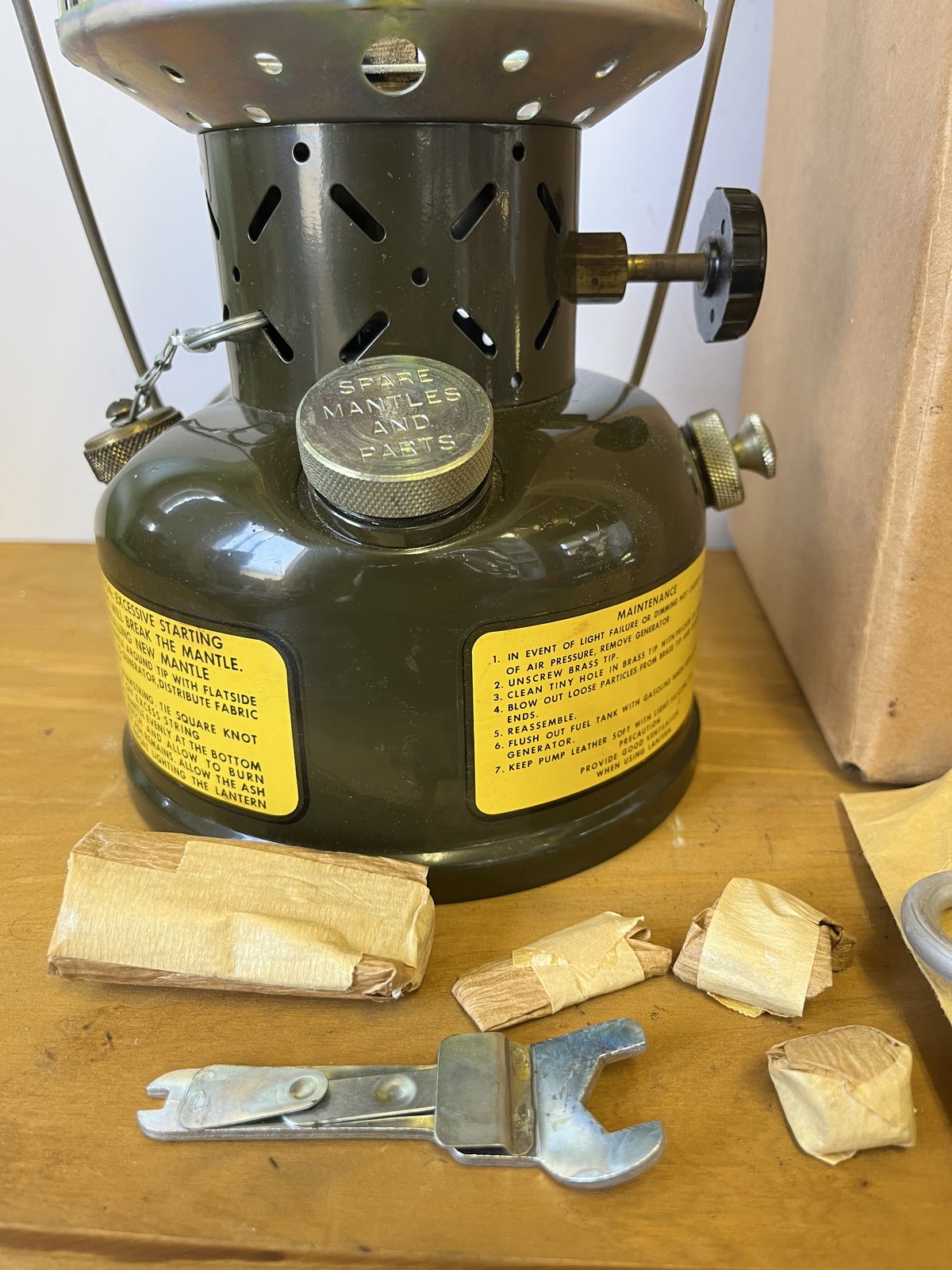 New Old Stock‼️」THERMOS社(COLEMAN) 252A ミリタリーGI New Old Stock‼️」THERMOS社(COLEMAN) 252A ミリタリーGI