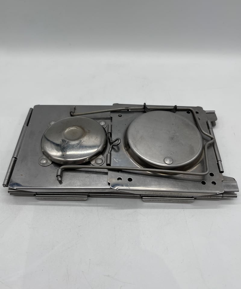 ☆③激レア スイス軍　フォールディングキャンドルランタン ブッシュクラフト　野営 オイルカートリッジ bell スイス軍フォールディングキャンドル