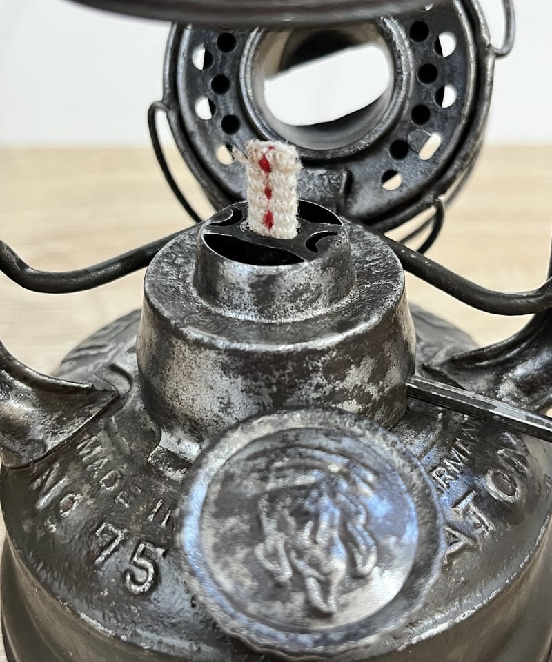 FEUERHAND 75 ATOM フロストグローブ | ヴィンテージランタン FEUERHAND 75 ATOM フロストグローブ | ヴィンテージランタン