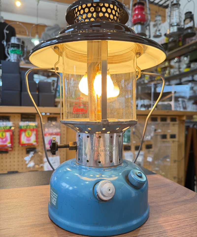 バースデーランタン‼️1969年7月製造 Sears Model 476.74070 ブルー&