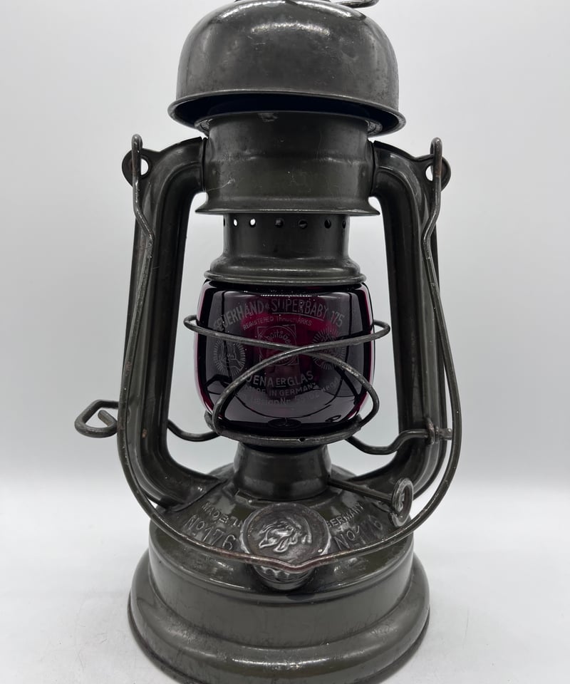 ライト・ランタン WW2 FEUERHAND 176e Pilzkopf ライト・ランタン WW2 FEUERHAND 176e Pilzkopf 001 FEUERHAND