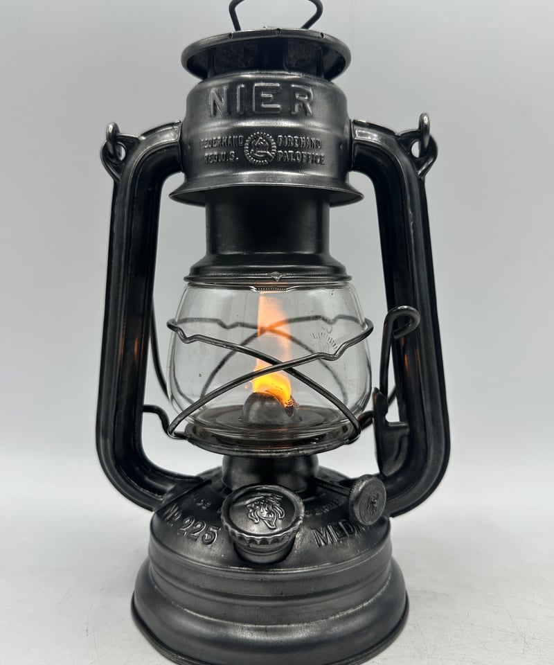 004 レアアイテム！FEUERHAND No.225 MEDIUM『NIER』アメリカ輸出