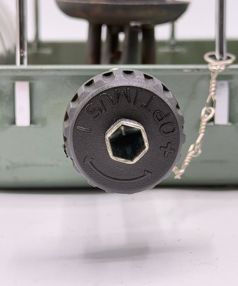 002 OPTIMUS No.111 サイレントバーナー グリーン缶 | ヴィンテージラン