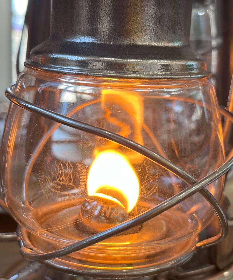 feuerhand №225 MEDIUM Feuerhand Nr. 225 Medium - The Loveland Lantern Collection