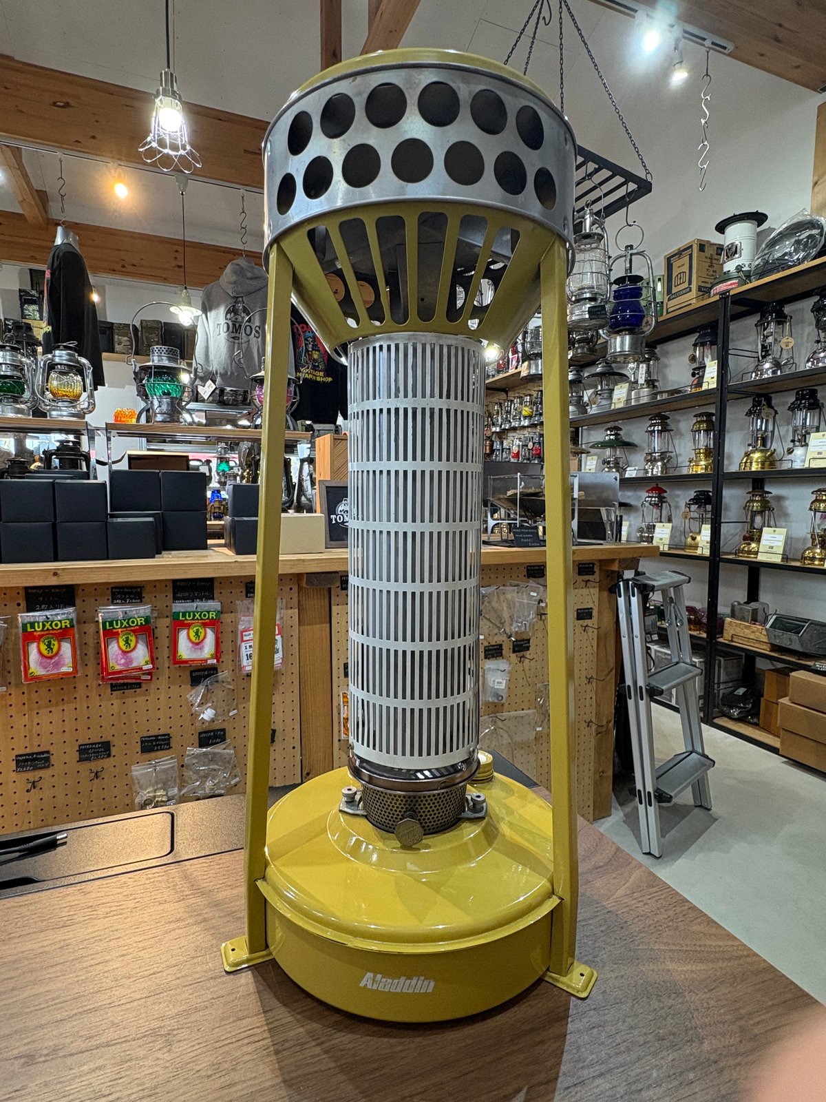 レアアイテム❗️Aladdin アラジン 石油ストーブ SERIES33 TREBLE-O