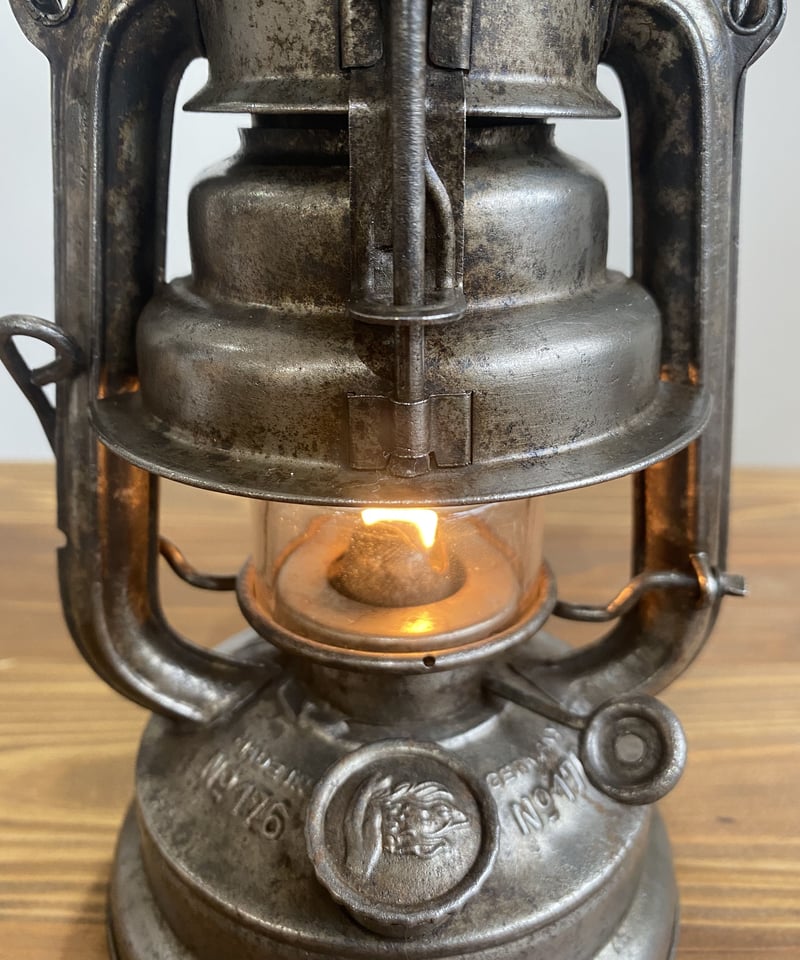 FEUERHAND No.176Lu WW2 | ヴィンテージランタン販売のお店「TOMOS」 FEUERHAND No.176Lu WW2 | ヴィンテージランタン販売のお店「TOMOS」