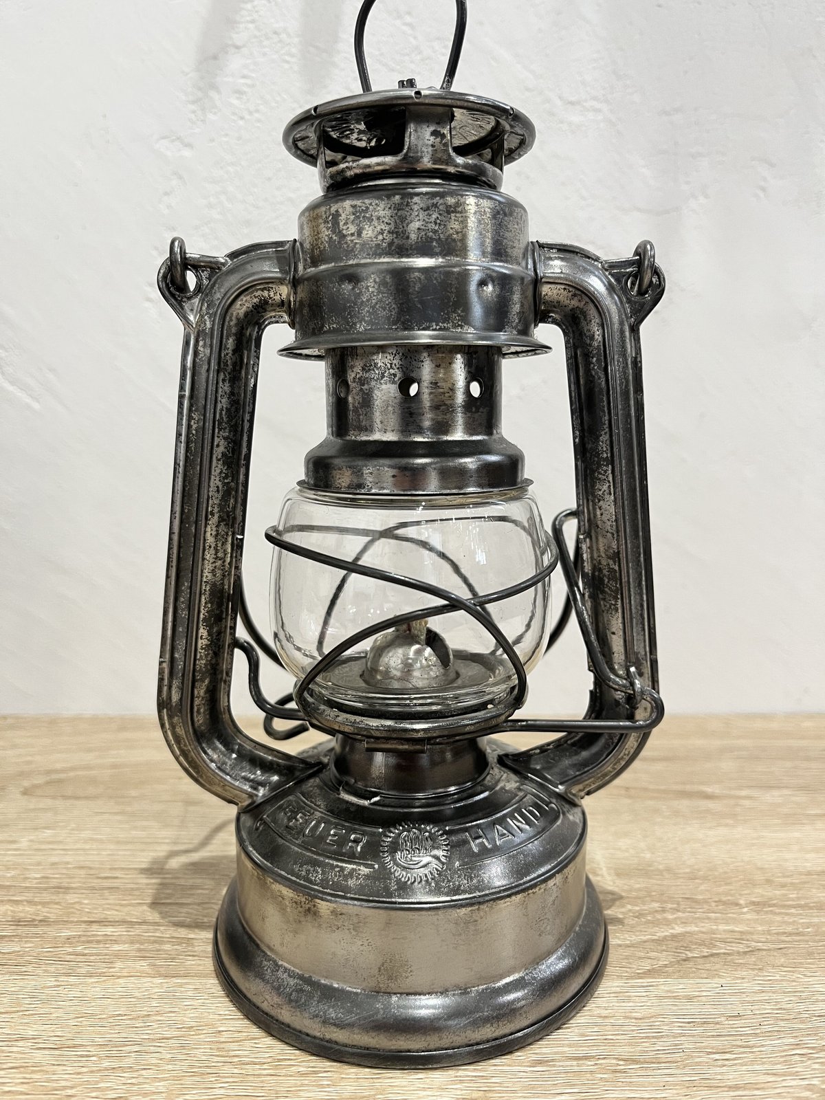 ライト・ランタン Feuerhand 175 STURMFEST FEUERHAND 175 STURMFEST BP.ang. ①