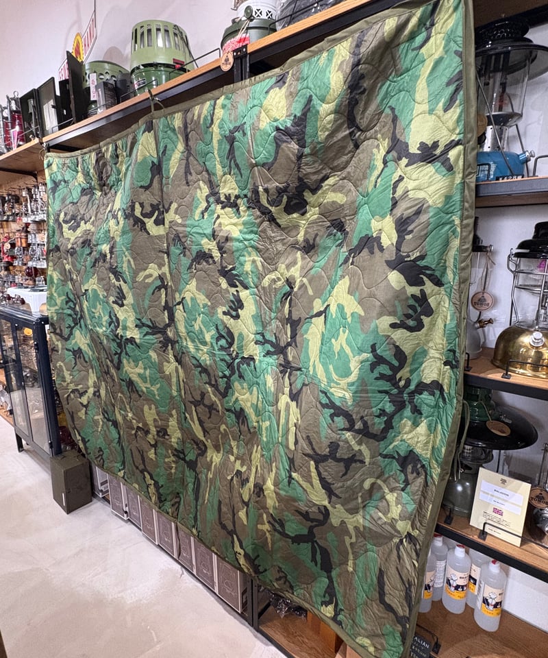 米軍実物❗️NEW OLD STOCK‼️ ポンチョライナー ウッドランド迷彩