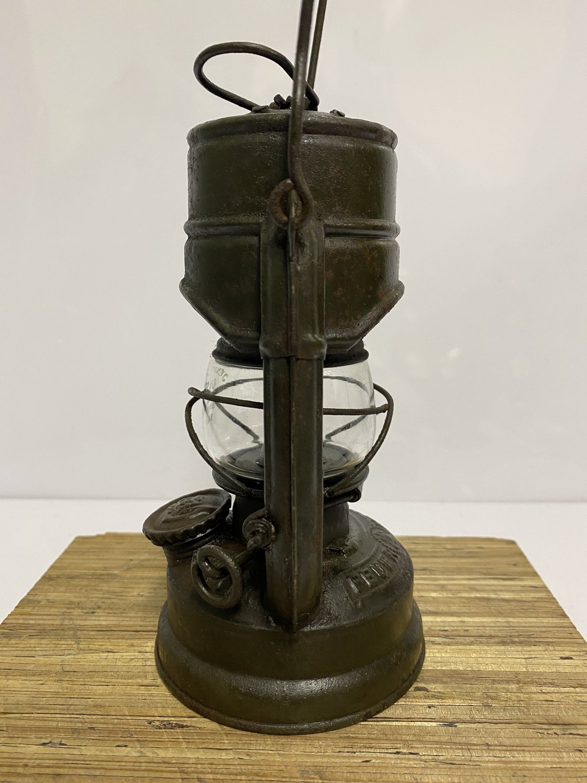 FEUERHAND No.75 ATOM | ヴィンテージランタン販売のお店「TOMOS」