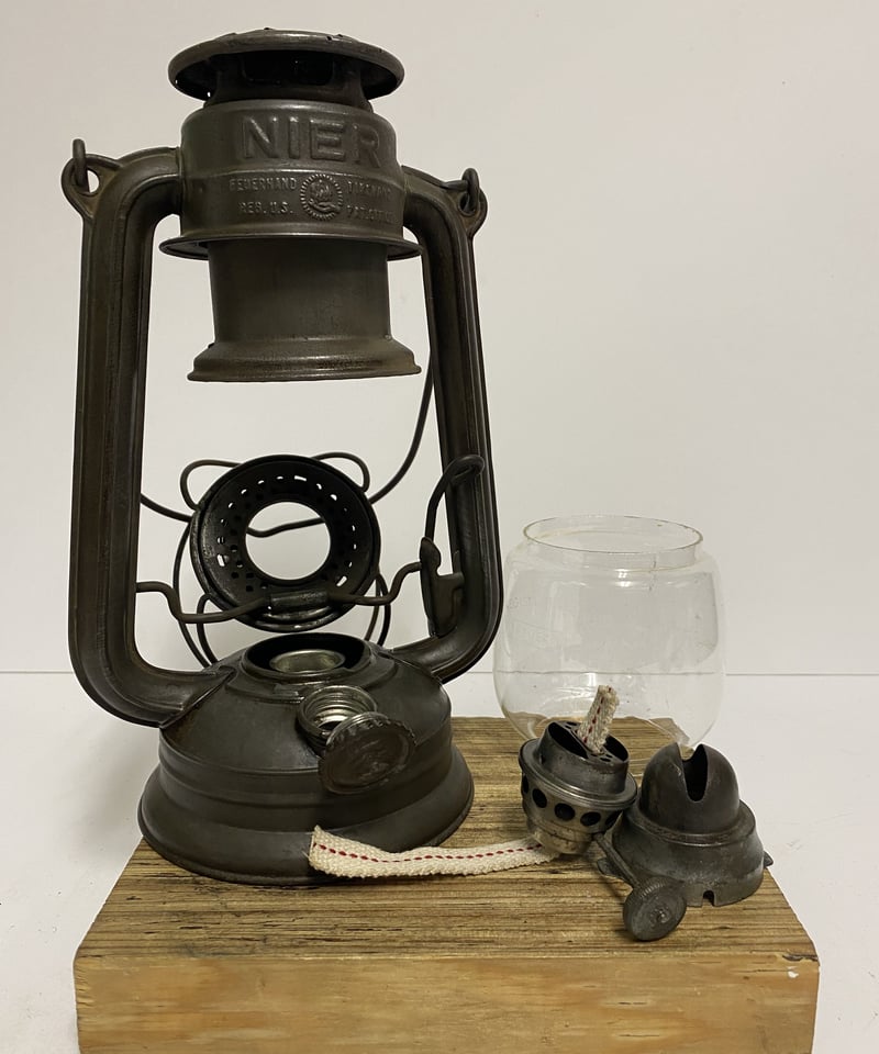 レアアイテム‼️FEUERHAND No.275 アメリカ輸出モデル NIER