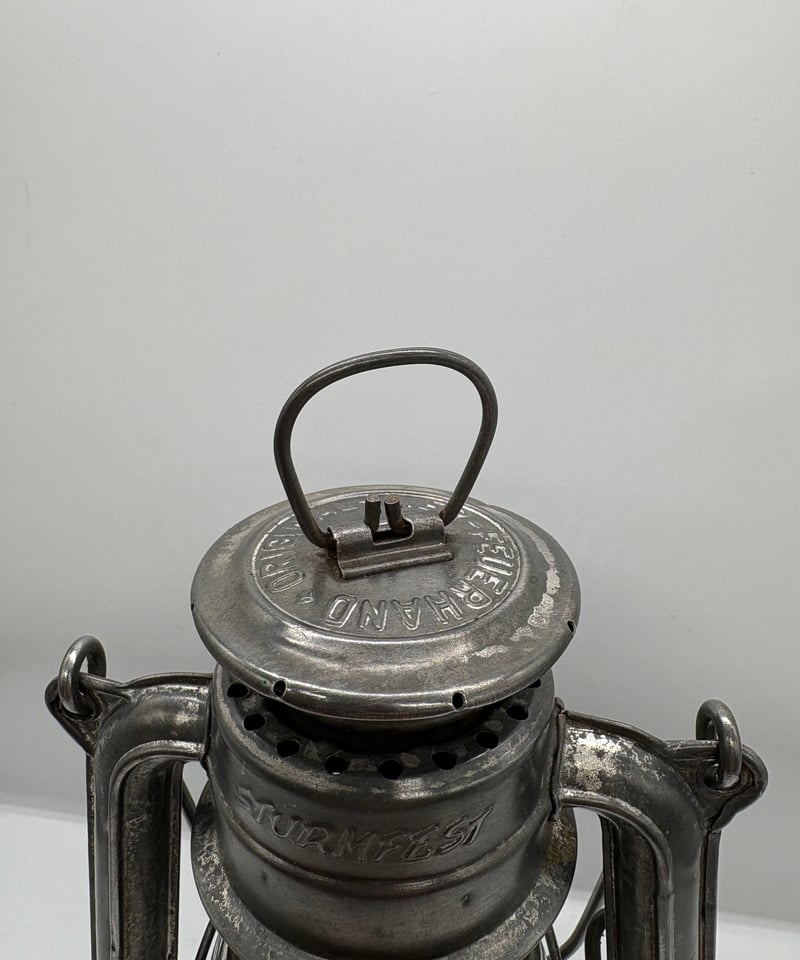 ライト・ランタン Feuerhand 175 STURMFEST 001 FEUERHAND No.175