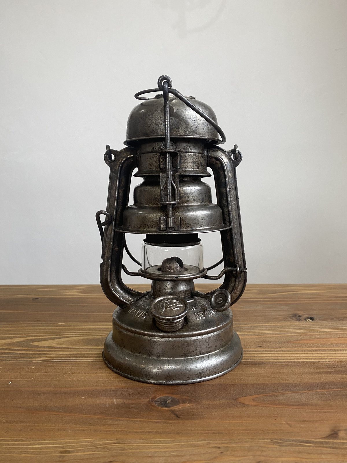 FEUERHAND No.176Lu WW2 | ヴィンテージランタン販売のお店「TOMOS」 FEUERHAND No.176Lu WW2 | ヴィンテージランタン販売のお店「TOMOS」